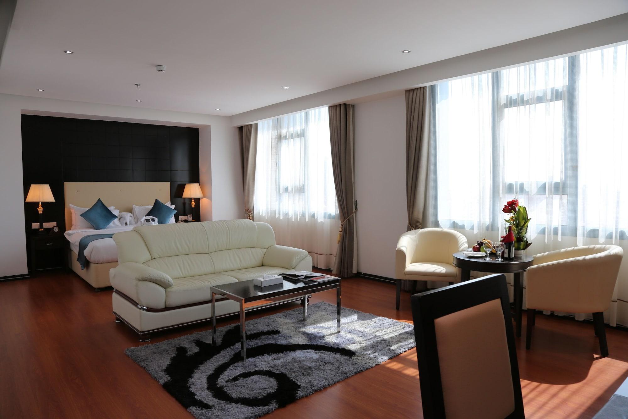 The Olive Hotel, Juffair Manama Exterior photo