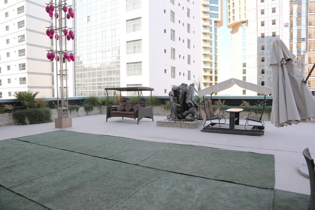 The Olive Hotel, Juffair Manama Exterior photo
