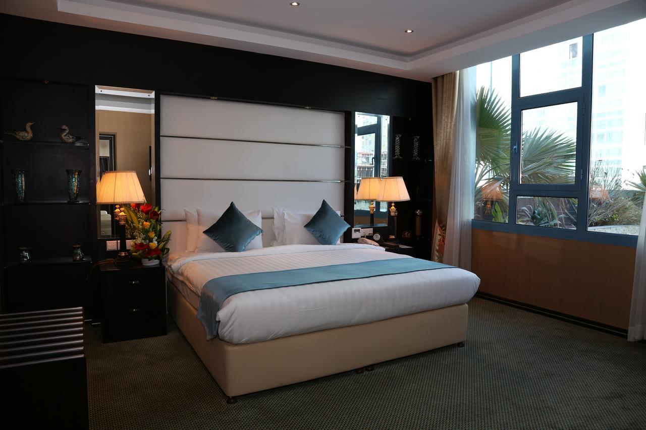 The Olive Hotel, Juffair Manama Exterior photo