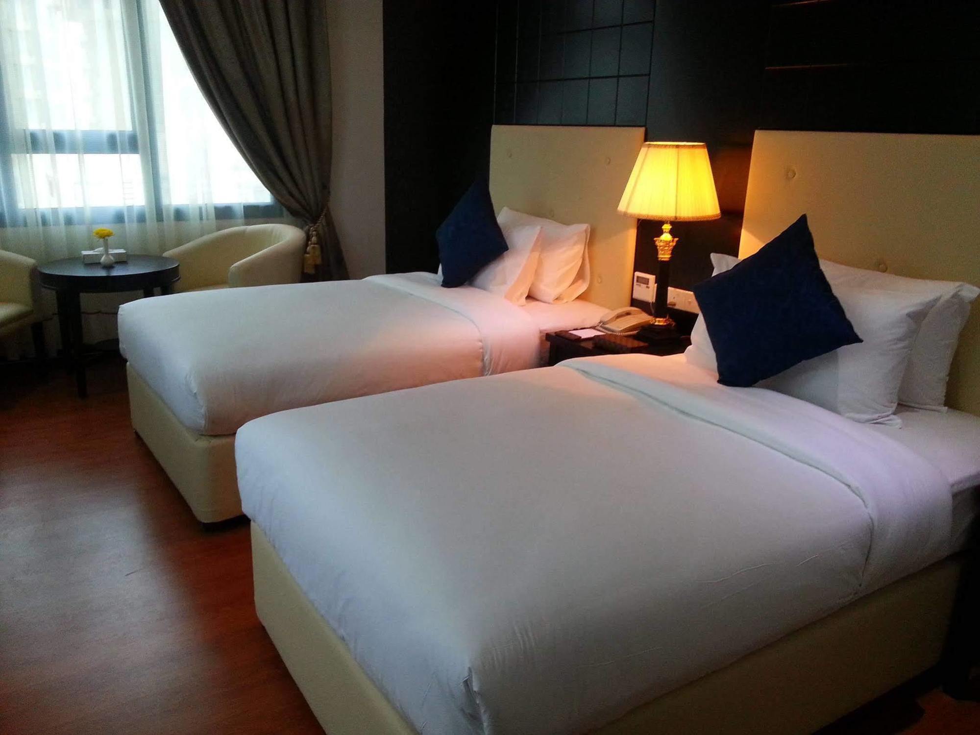 The Olive Hotel, Juffair Manama Exterior photo