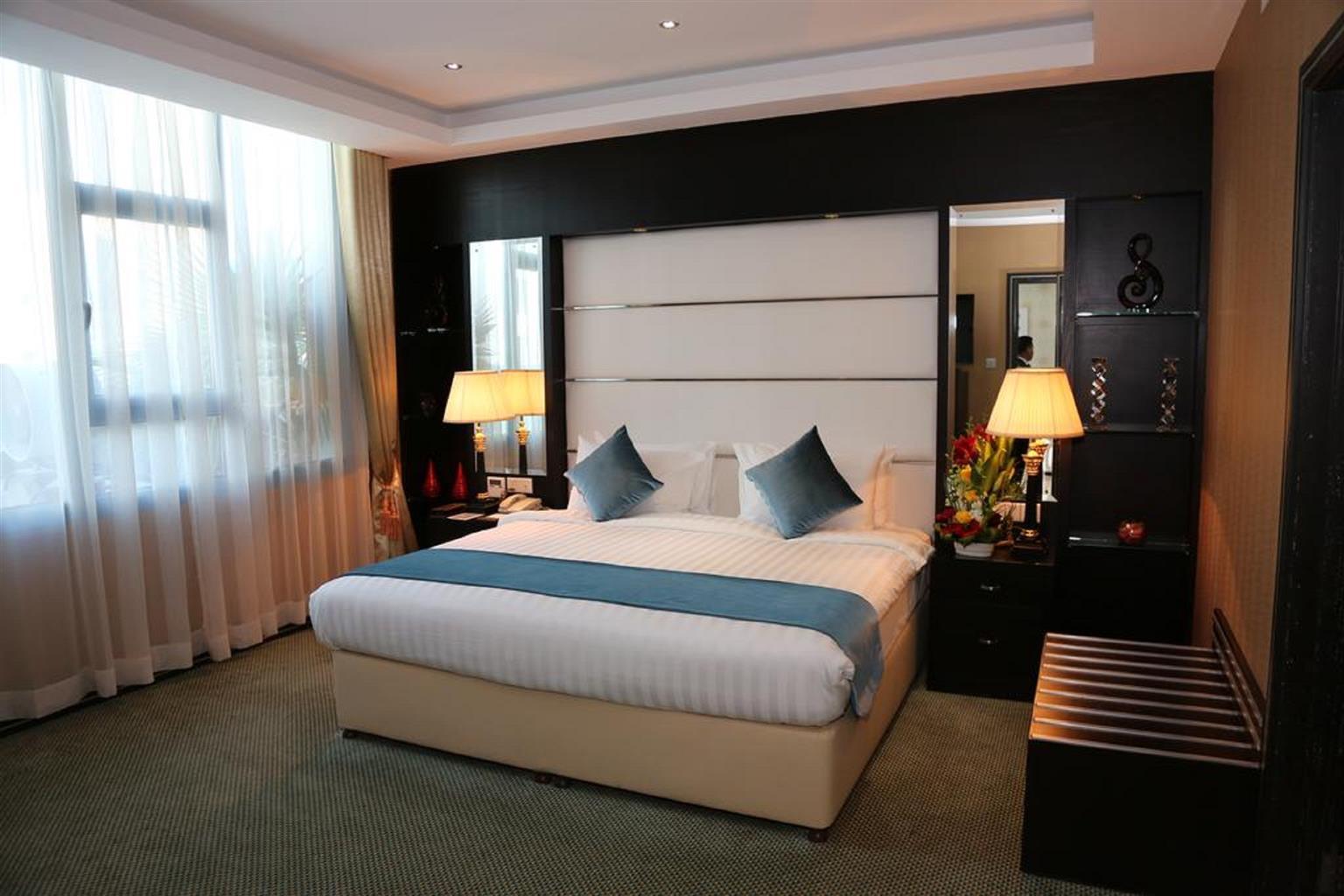 The Olive Hotel, Juffair Manama Exterior photo